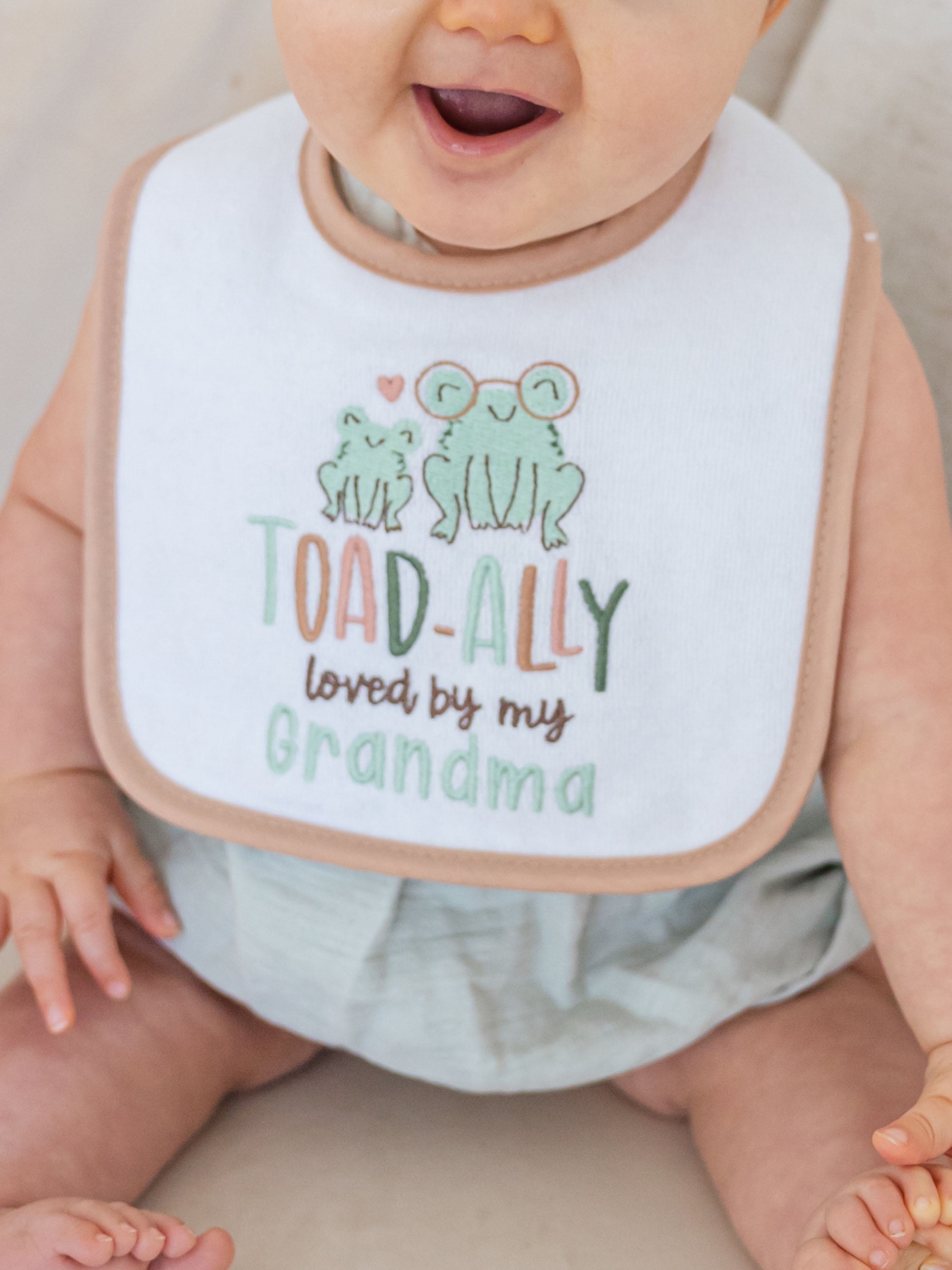 Neat Solutions Infant Unisex Grandma 4 Pack Bib