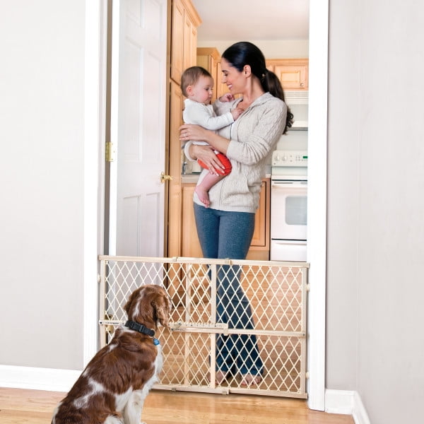 Evenflo Position & Lock Adjustable Wood Baby Gate, Pressure-Mounted, Locking Latch, For Use with Infants, Toddlers & Pets, 26"-42", Natural Wood