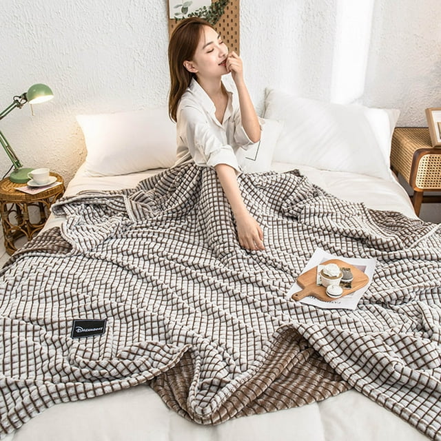 Soft And-friendly Blankets Milk Fleece Blankets Thicken Warm Siesta Fleece Blankets