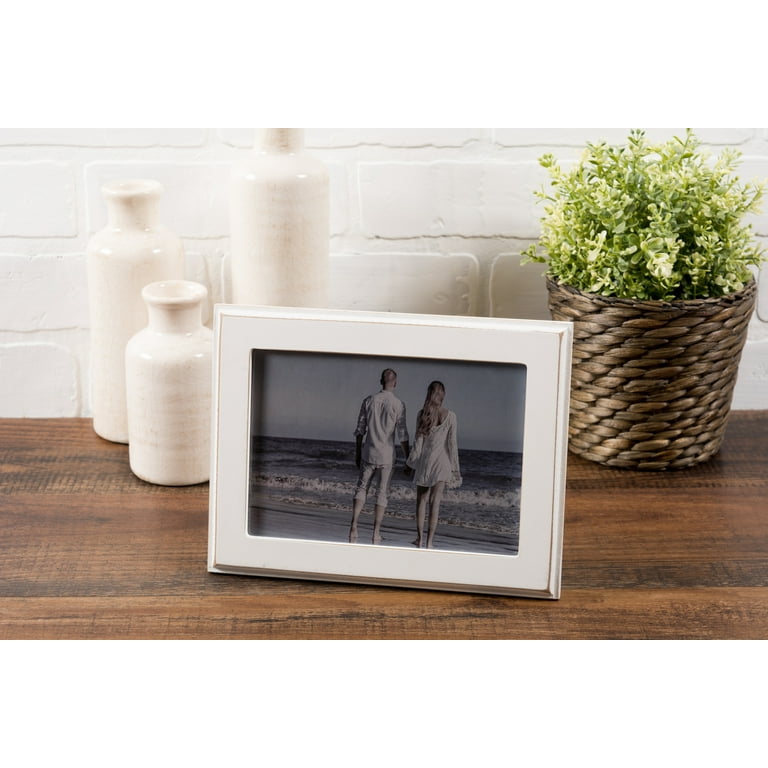 White Shiplap Picture Frame, 4x6