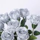 thumbnail image 5 of Ramo de 12 rosas plateadas artificiales en flor, ramo floral for bodas, rosas de seda suaves for decoración de salones de bodas, 5 of 5