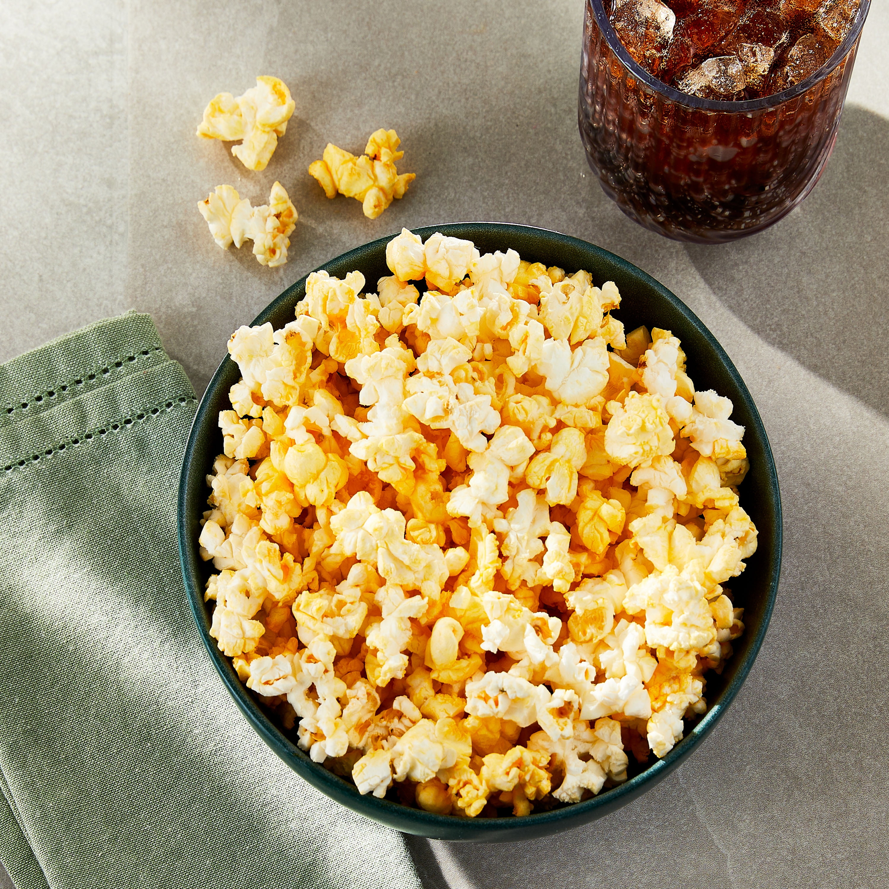 (4 pack) Great Value Classic Butter Flavored Microwave Popcorn, 2.4 oz, 18 Count