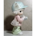 thumbnail image 3 of Precious Moments Figurine: C0018 Focusing on Those Precious Moments (4.7") Collectors Club, 3 of 3