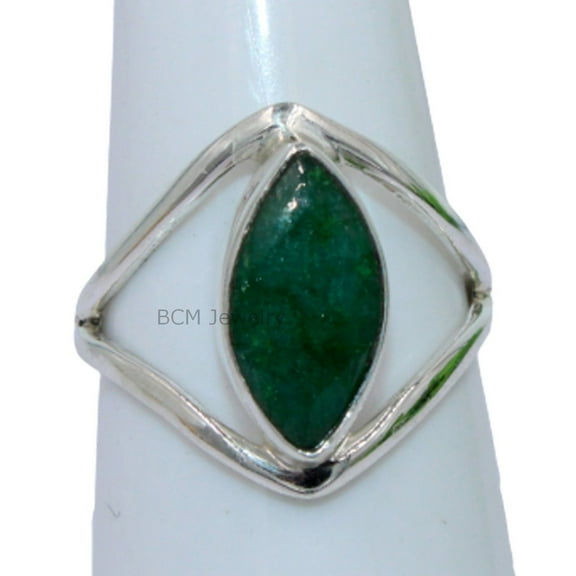 Fine Silver Emerald Ring for Women Handmade in Jaipur