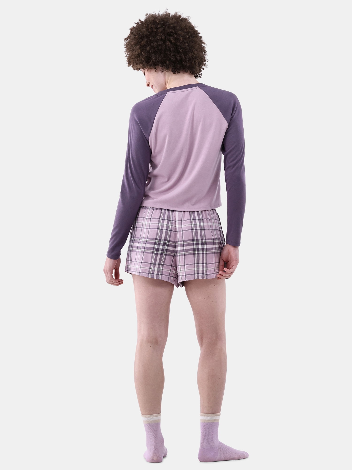 No Boundaries Long Sleeve Tee and Flannel Shorts Pajama Set, 2-Piece, Women’s and Women’s Plus