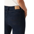 thumbnail image 6 of Levi Strauss Signature Women's and Women's Plus Mid Rise Slimming Bootcut Jeans, Sizes 2-26, 6 of 7