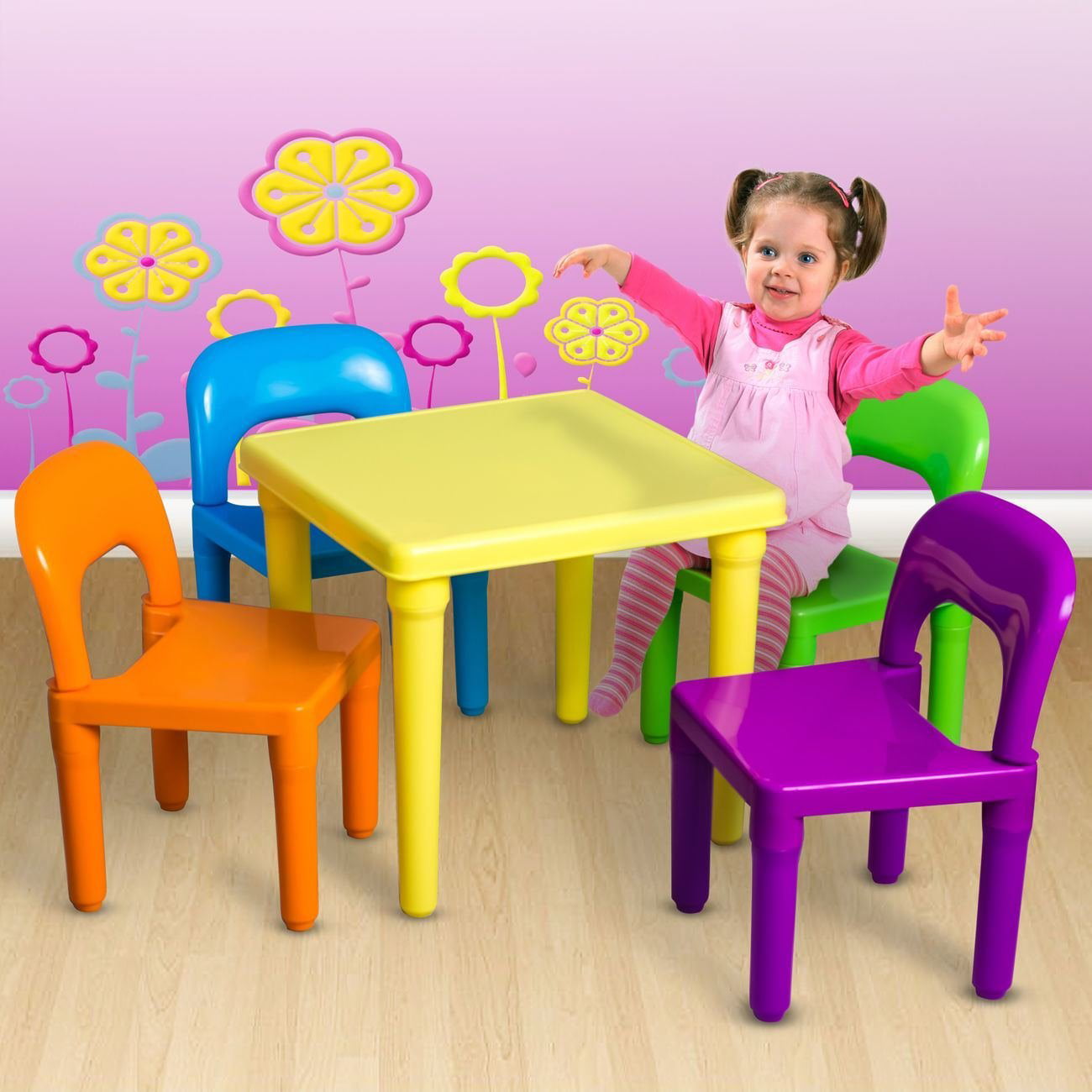 kids table and chairs in store