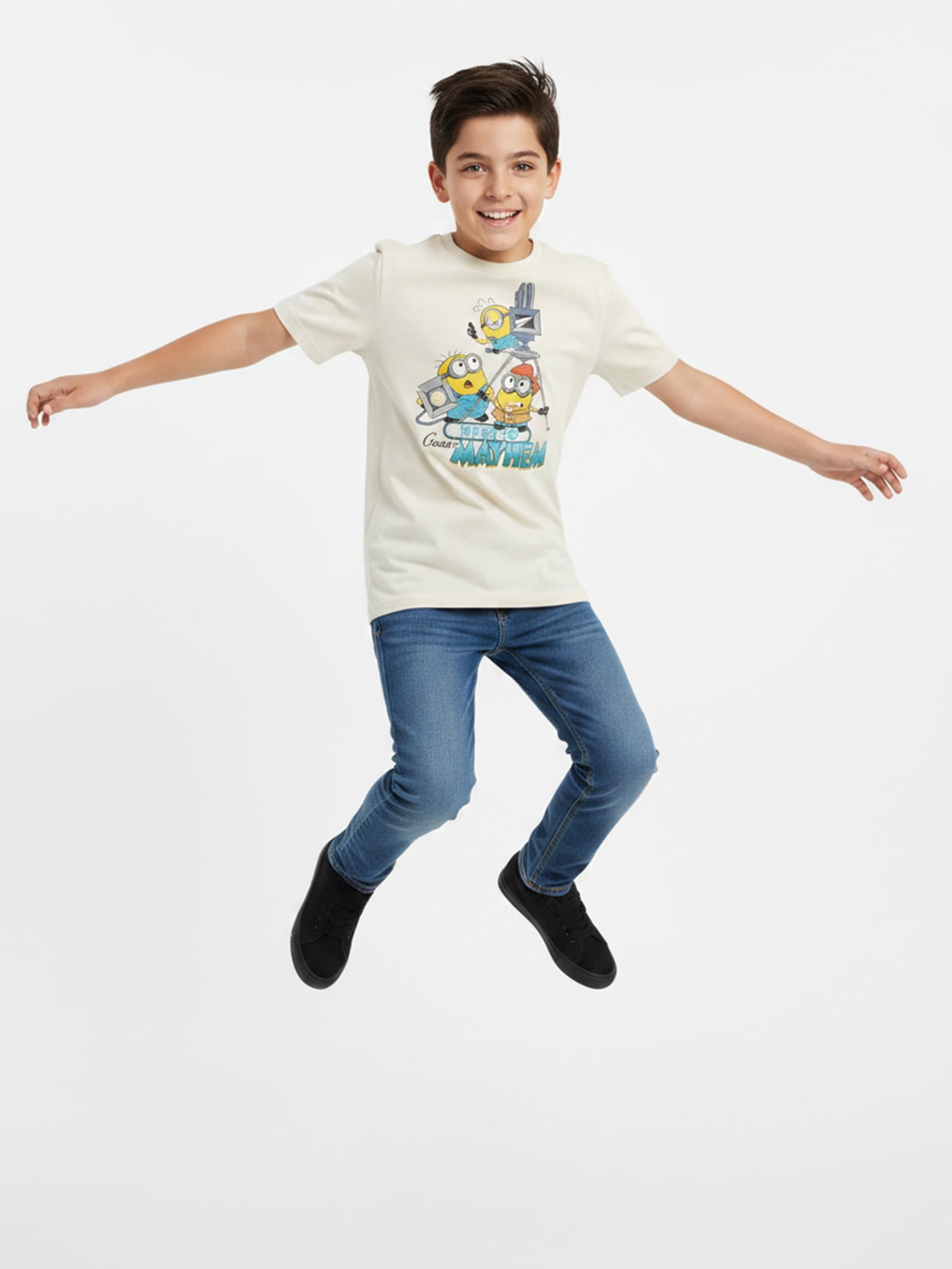 Dispicable Me Boys' Graphic Tee with Short Sleeves, Minion Mayhem, Sizes 4-18