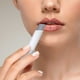 thumbnail image 5 of Fiudx Bálsamo Labial de Melocotón, Labial Hidratante Que Cambia de Color, Textura Aterciopelada, Fórmula Nutritiva y Voluminizadora, Ideal para Uso Diario o Regalo, Perfecto para Todo Tipo de Piel., 5 of 6