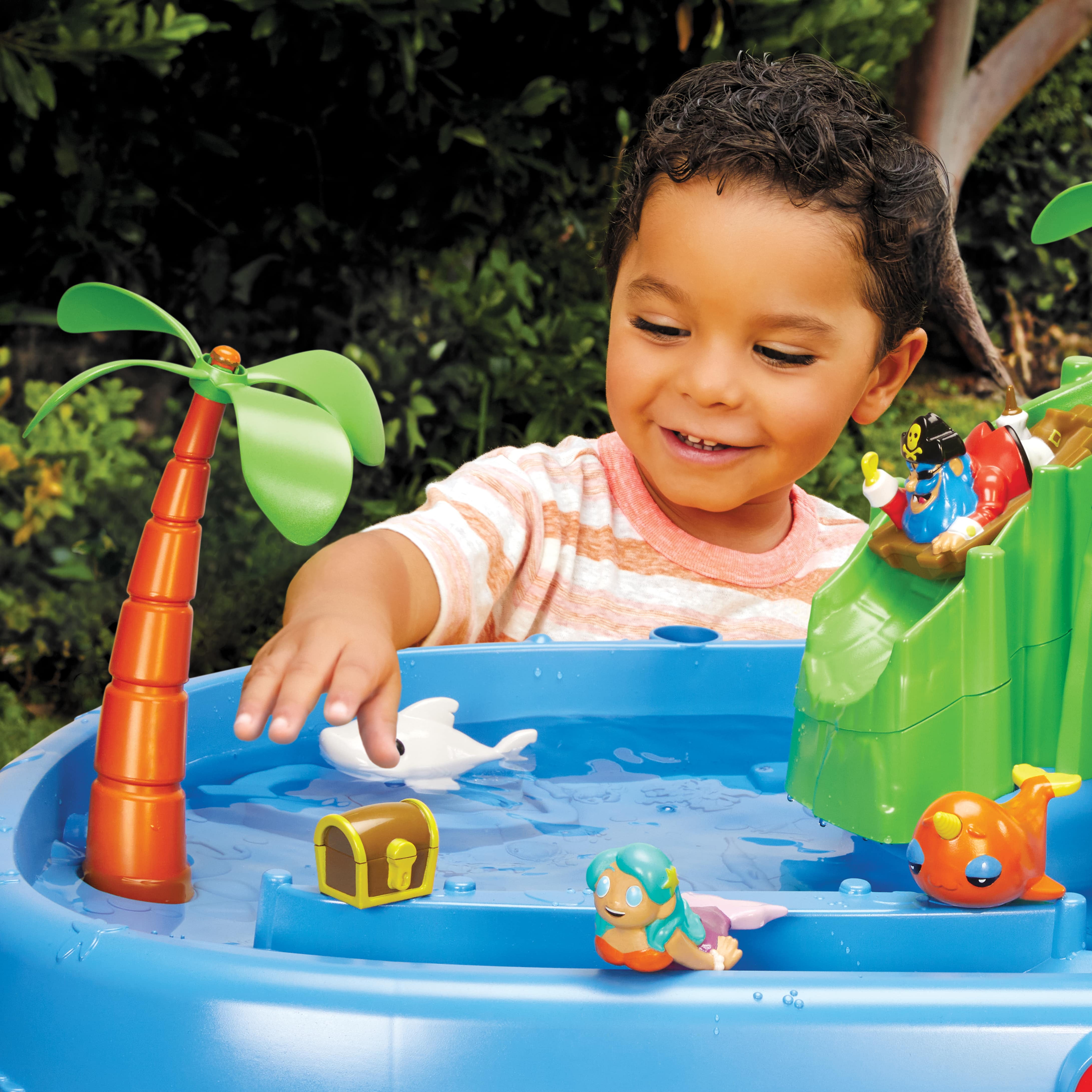 Little Tikes Treasure Island Water Table - with 10 Accessories