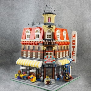 Blocs de construction au coin du café 2056pcs HOT PRODUCT