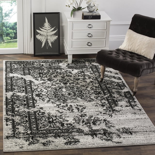 Hawthorne Collection Silver Area Rug - 5'1" x 7'6"