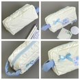 thumbnail image 3 of Bolso de mano de poliéster suave, gran capacidad, para guardar artículos de papelería y cosméticos, azul de ensueño con decoración de mariposas, 1 pieza, 3 of 5