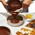 thumbnail image 4 of OXO 11160100 Good Grips Non Stick Pro Cake Pan 9" Round, Metallic, 4 of 11