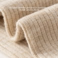 thumbnail image 2 of Calcetines altos cálidos de terciopelo grueso de otoño e invierno para mujer, calcetines blancos con almohadillas para la rodilla, calcetines antideslizantes por encima de la rodilla, 2 of 5
