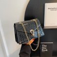 thumbnail image 4 of Bolso cuadrado pequeño con cadena personalizada, bolso de hombro sencillo y moderno, bolso nuevo de otoño 2025, bolso cruzado informal de moda para mujer, 4 of 5