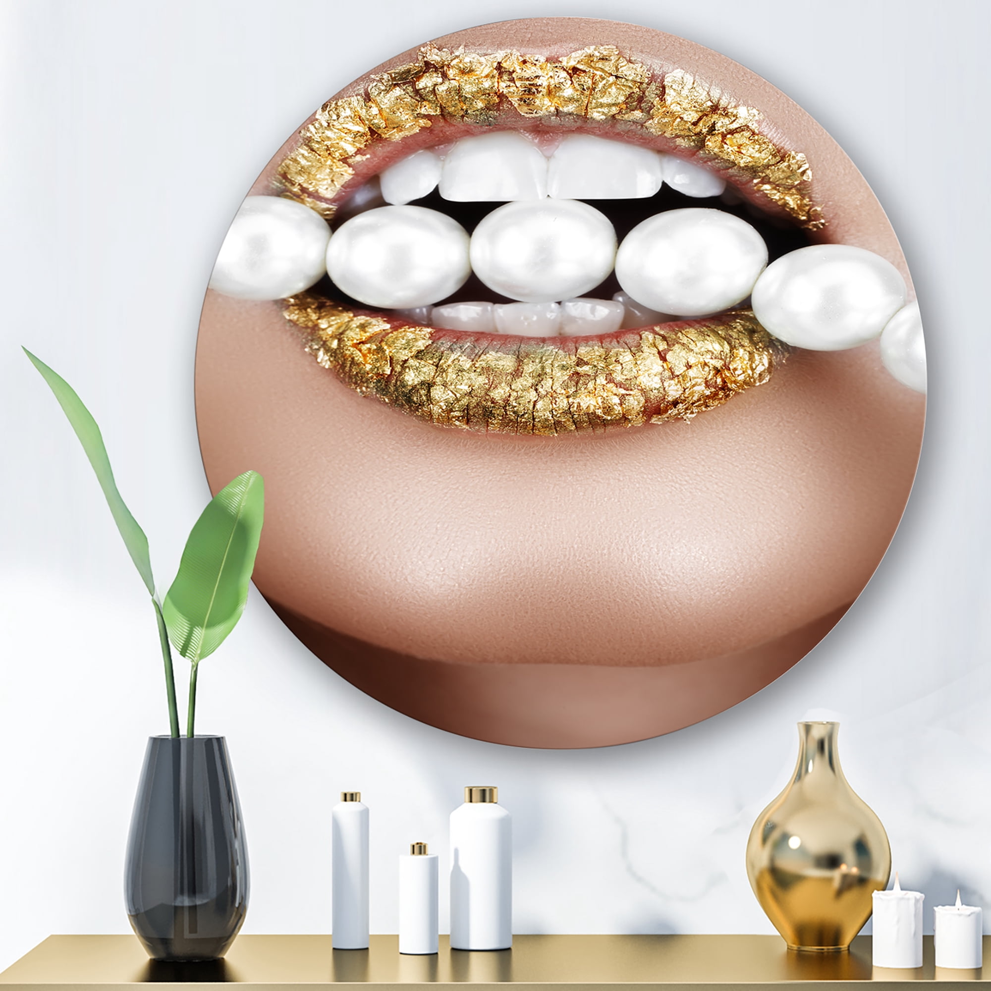 Designart 'Gold Leaf Lips Mouth With Pearls' Modern Circle Metal Wall Art 23x23 - Disc of 23