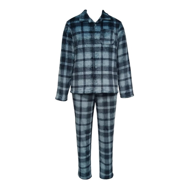 Set de pijama George para hombre, 2 piezas en color plata con diseño de cuadros en tonos gris y negro, camisa de botones manga larga y pantalón con resorte ajustable en la cintura, tela ligera y calientita ideal para dormir cómodo en invierno, también adecuado para uso relajado en casa.