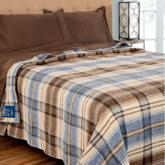 Poyet Motte Chevreuse Blanket, Machine Washable Full/Queen Blue Stripe Plaid