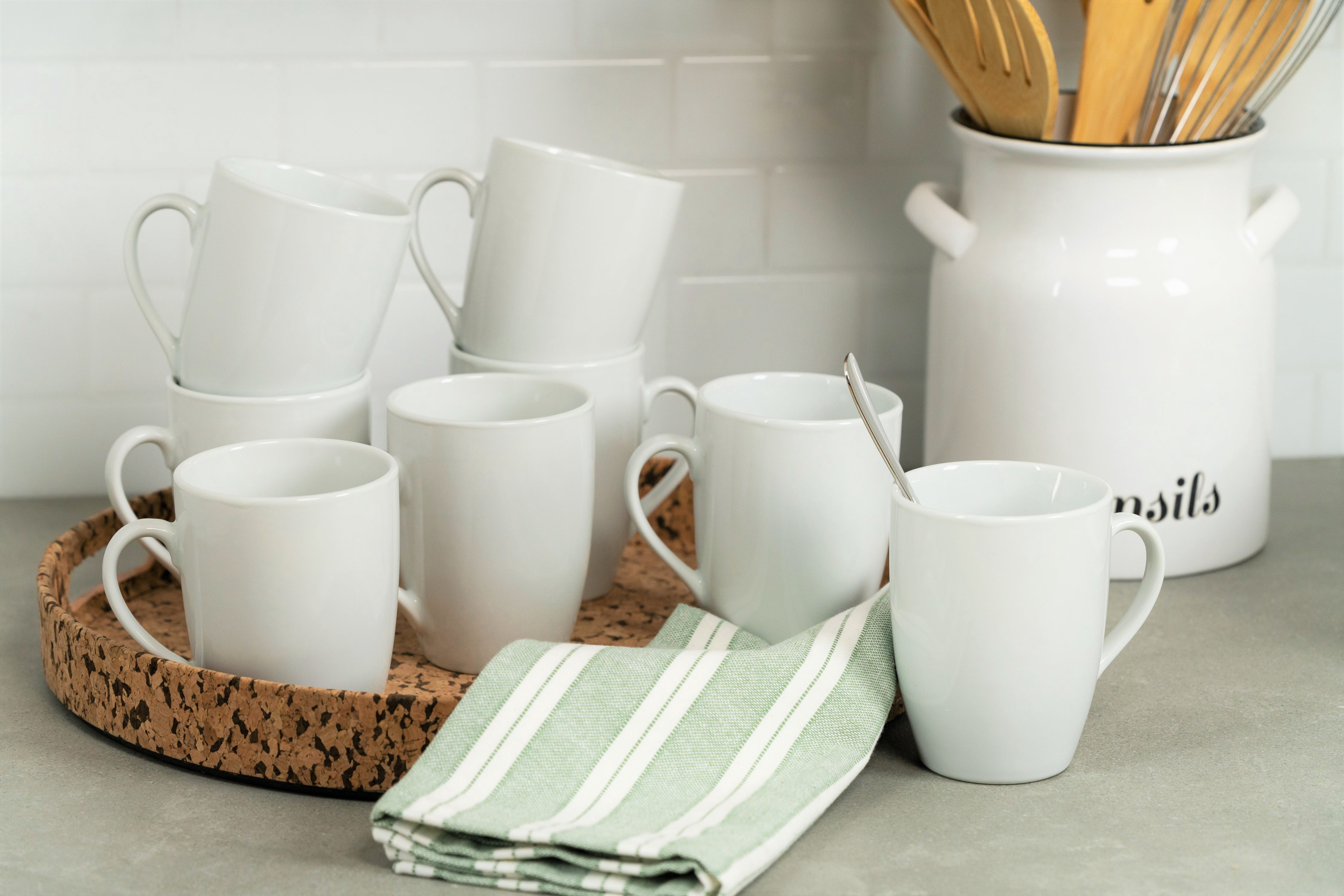 10 Strawberry Street Simply Coupe 52-piece Ceramic Dinnerware Set, Service for 8