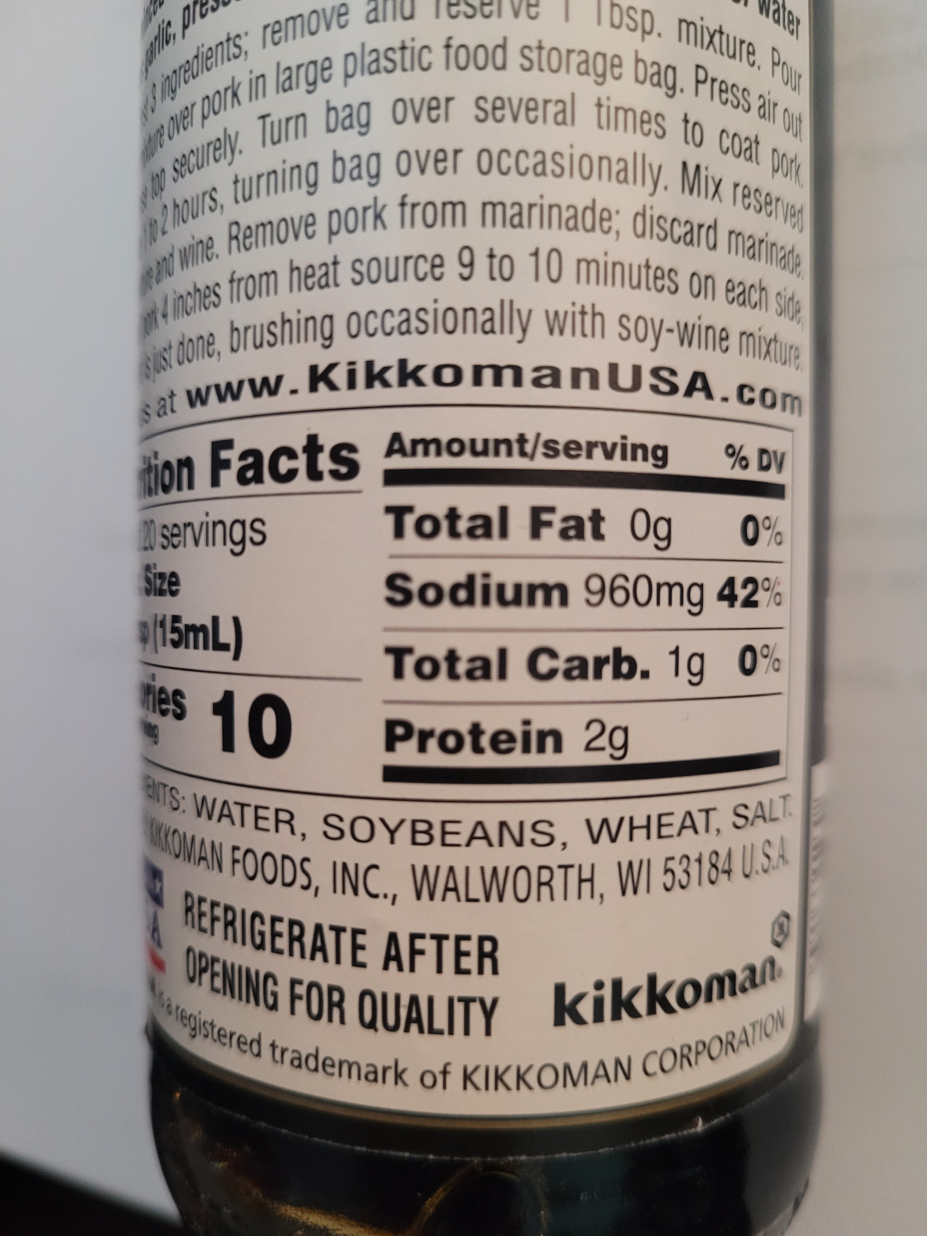 (4 pack) Kikkoman Soy Sauce (10 oz.) - Pack of 2