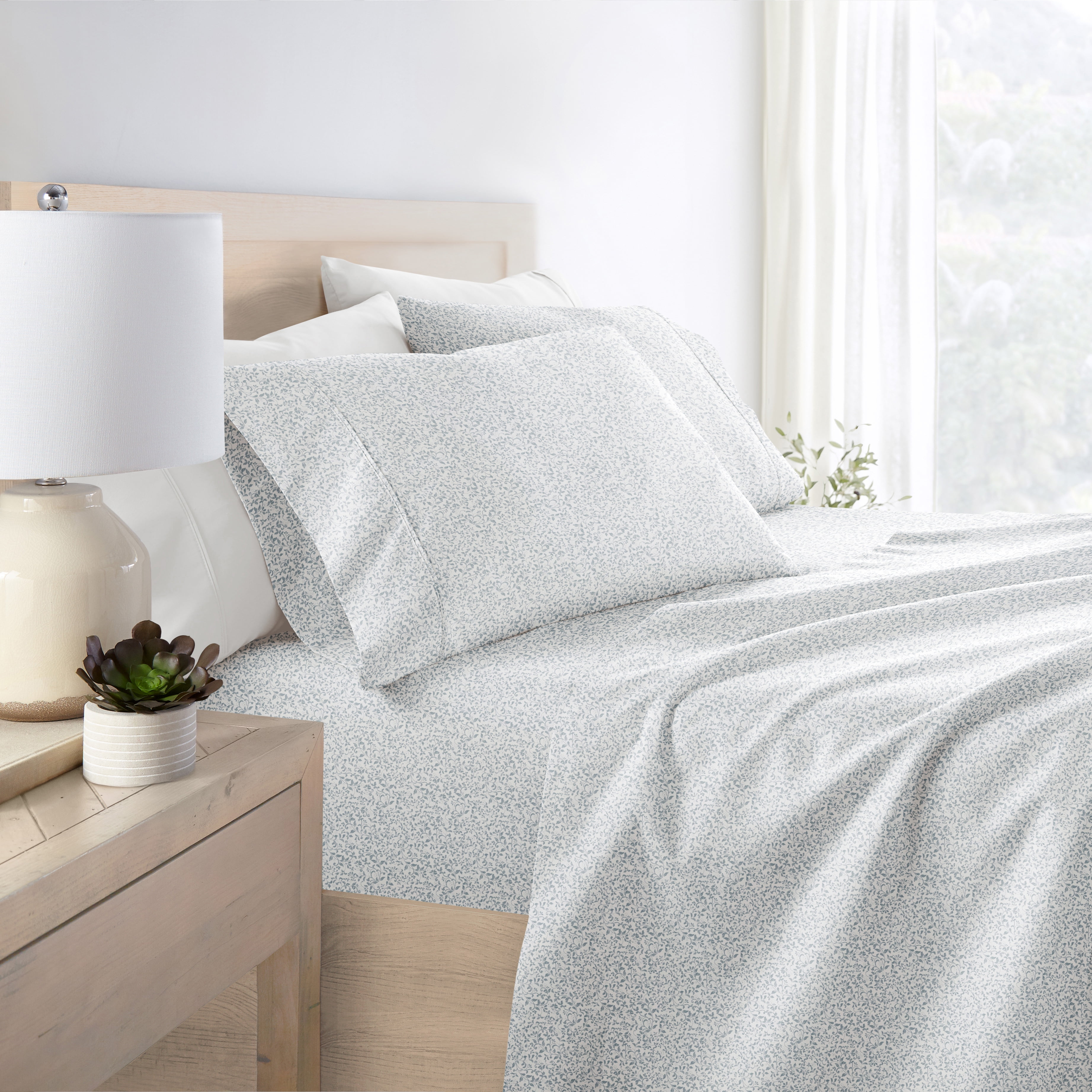 Noble Linens 4 Piece Pattern Microfiber Bed Sheets Set, Distressed Vine Dusty Blue, King