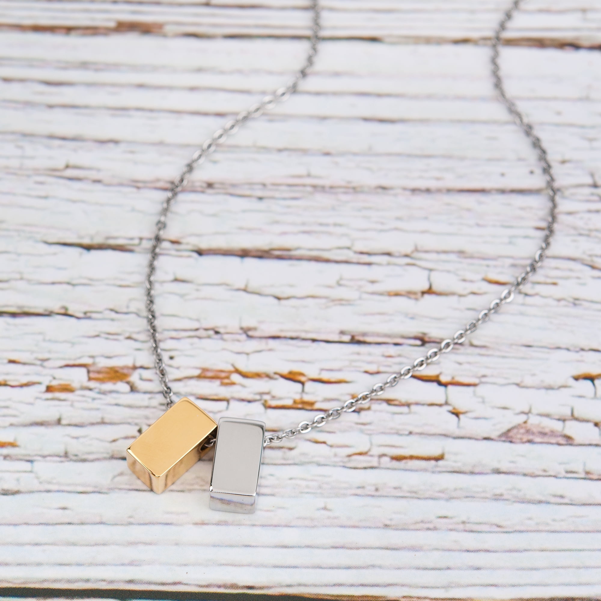Anavia Mother in Law Gift, Mother of the Groom Gift, Jewelry and Card Gift for Mother in Law, Mother's Day Gift, Necklace and Card Gift [Silver and Gold Cube,Blue-Purple Gradient]