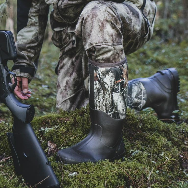 Boots for clearance working in mud