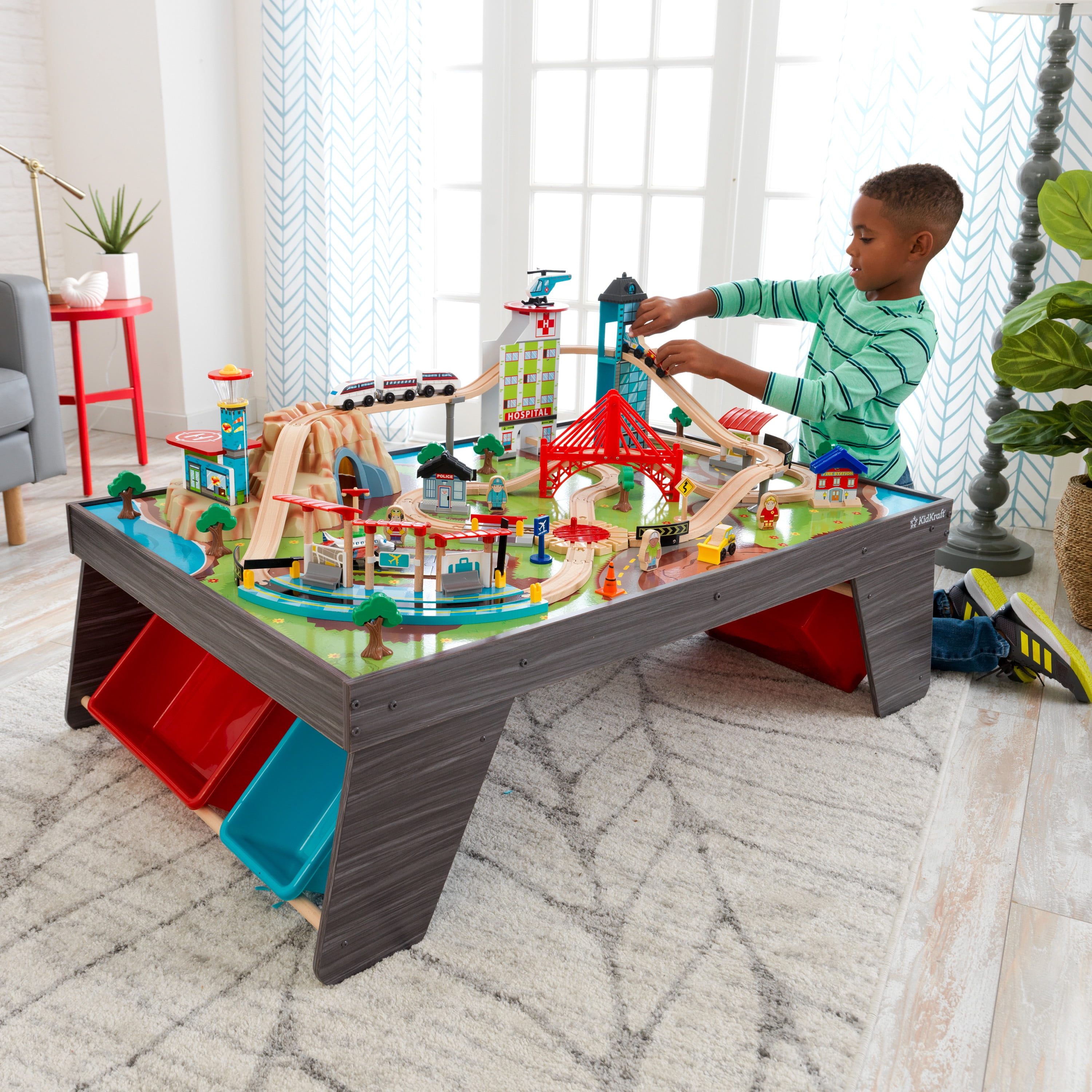 Kidkraft aero city store train table