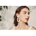 thumbnail image 2 of Aretes SELFWIMG de Rafia Ovalados Colgantes Blancos Hechos a Mano, 2 of 7