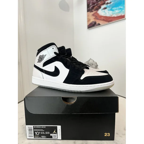 Ni - ke Jordan 1 Mid SE Diamond, White / Black-multi-colored Size 10.5 BNIB ??