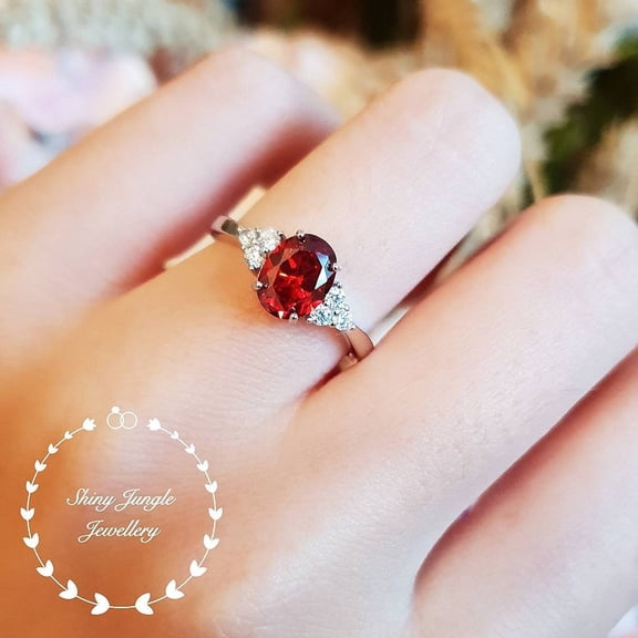 Natural Red Garnet 925 Sterling Silver Ring, Gift for Her, Engagemant Ring, Birthstone Rings for Women, Gift For Her