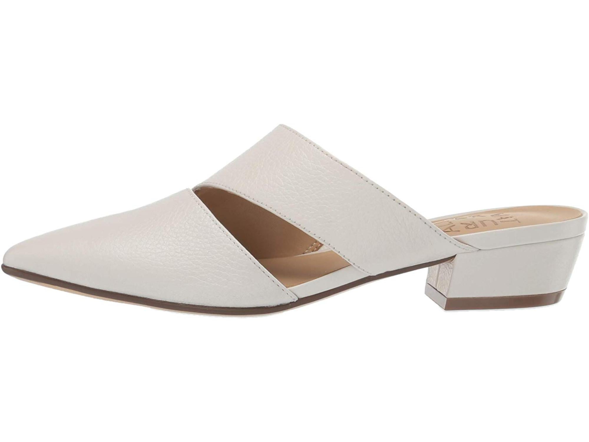 naturalizer bev mule