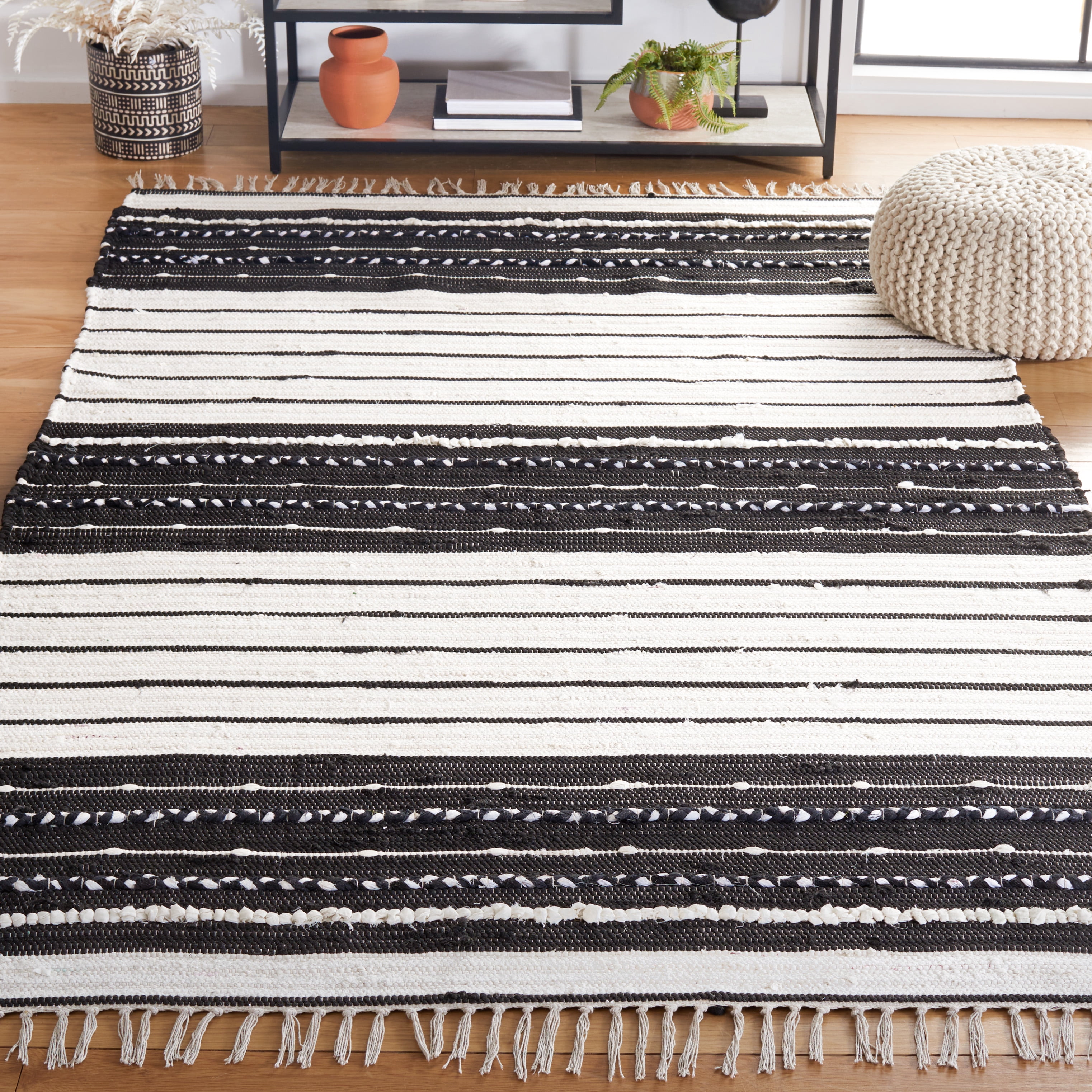 SAFAVIEH Striped Kilim Cedric Striped Cotton Area Rug, Black/Ivory, 5' x 8'
