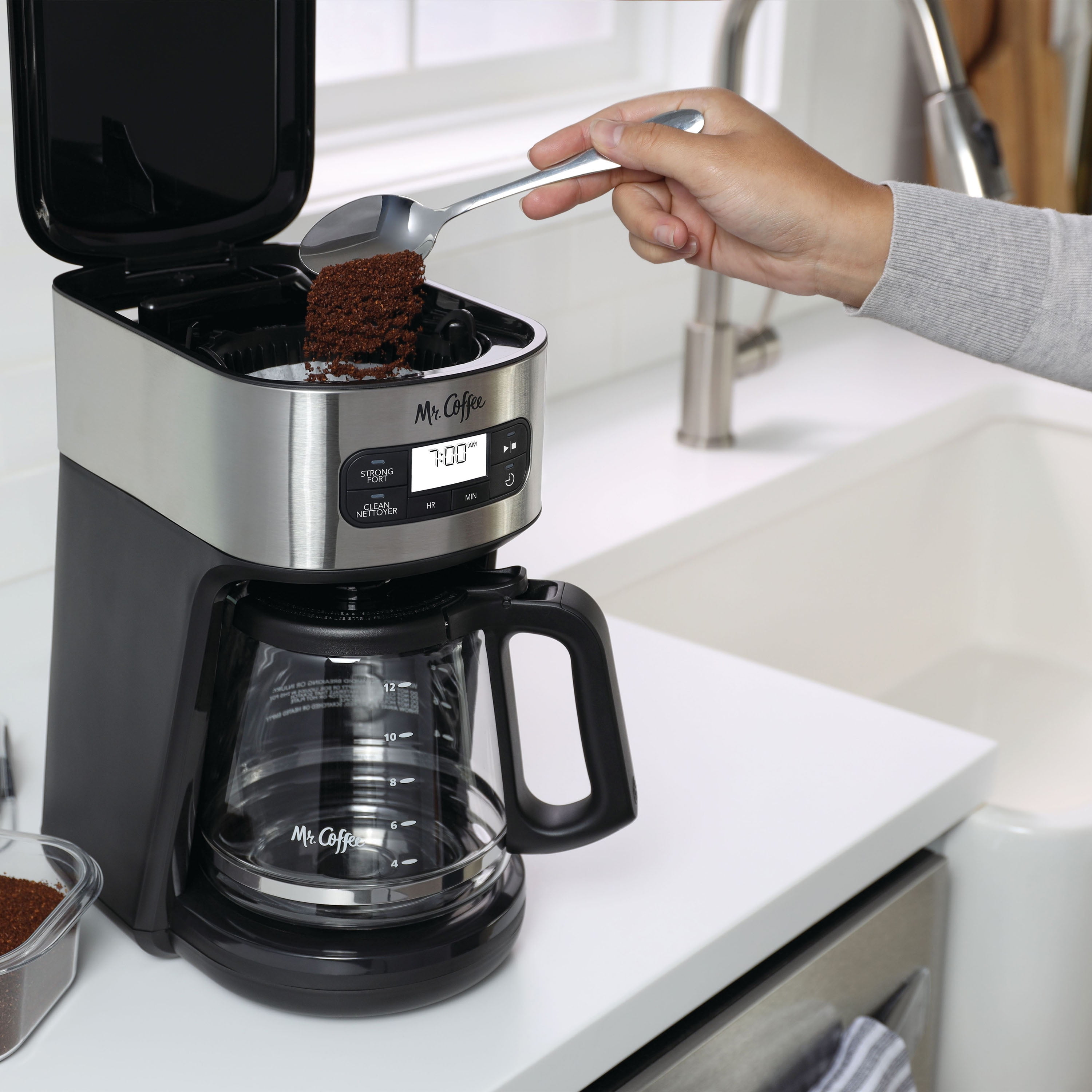 Mr. Coffee 12 Cup Programmable Coffee Maker BVMC-PC12BL2 Auto Pause & Shut  Off
