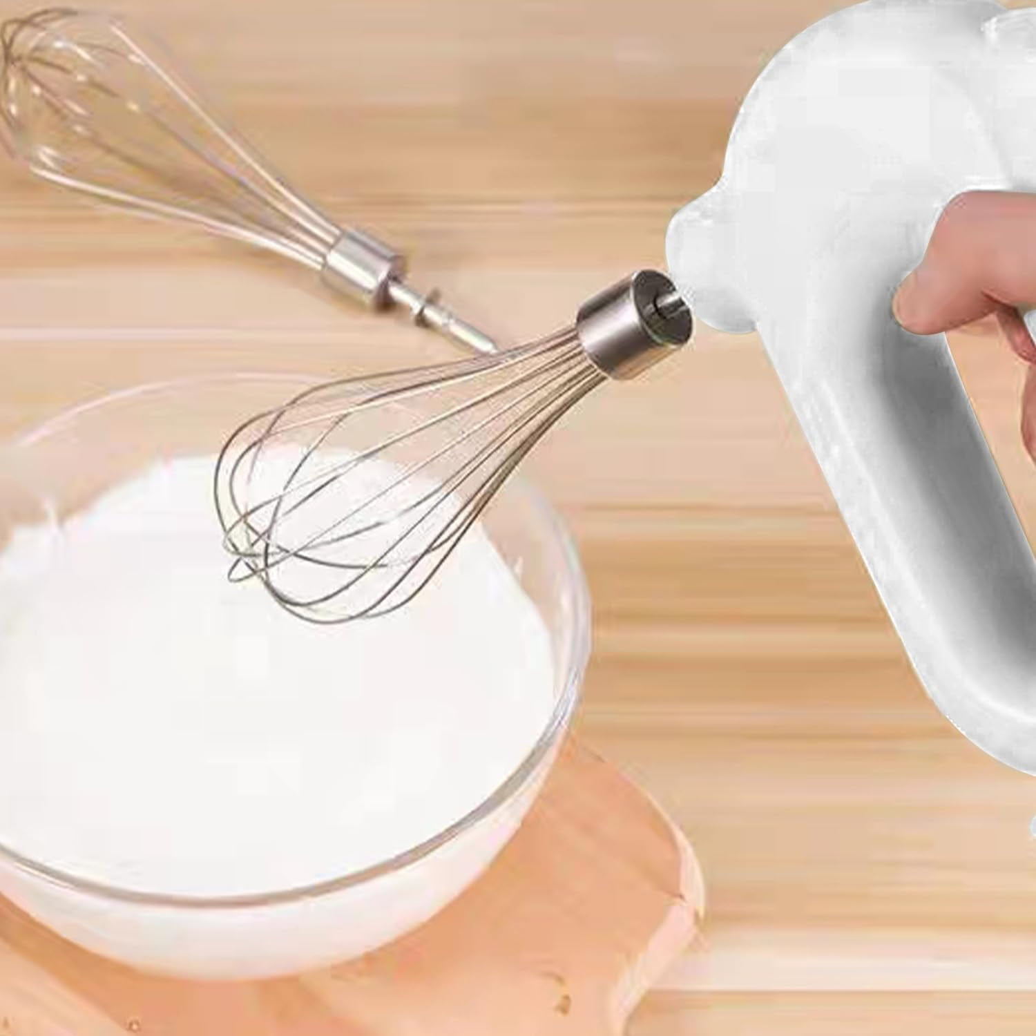 Electric Hand Mixer, Hand Blender USB Charging,Mixer Electric Handheld Suitable for Whipping Egg Whites/Cake Batter/Cream,Egg Beater and Cream Stick,White