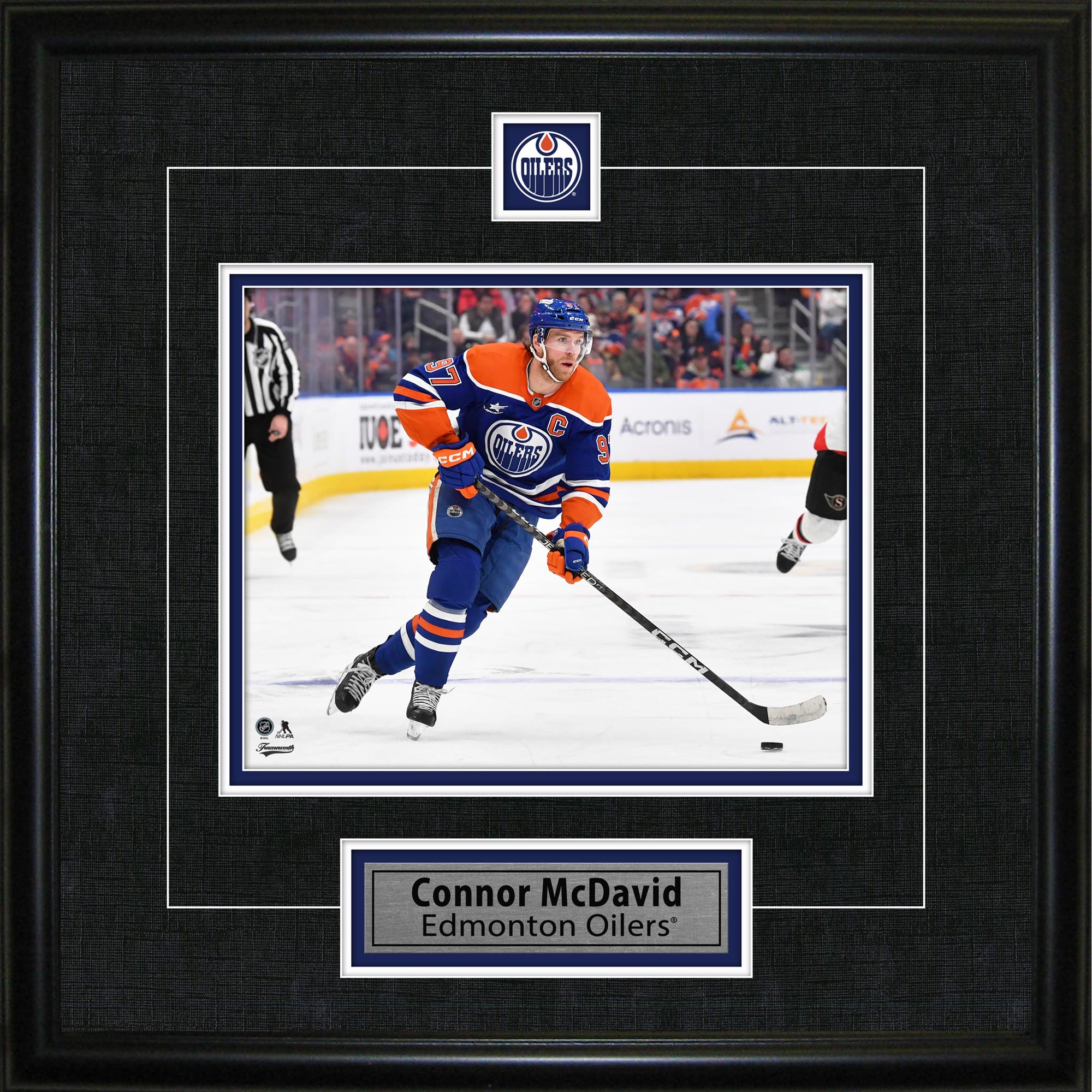 Connor McDavid Framed Pin & Plate Edmonton Oilers - Officially Licensed NHL Wall Art