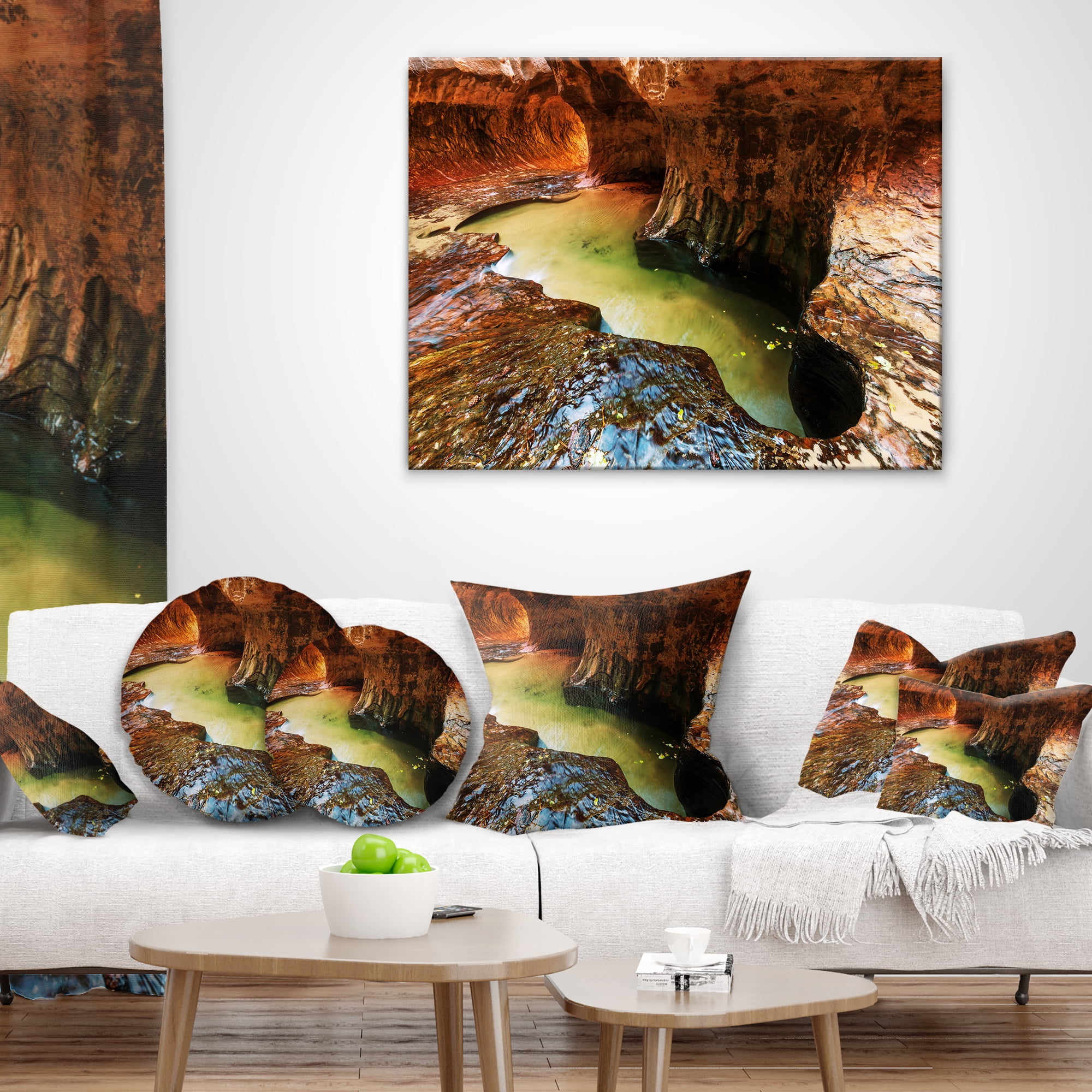 Designart Narrows in Zion National Park Utah - Landscape Printed Throw Pillow - 16x16