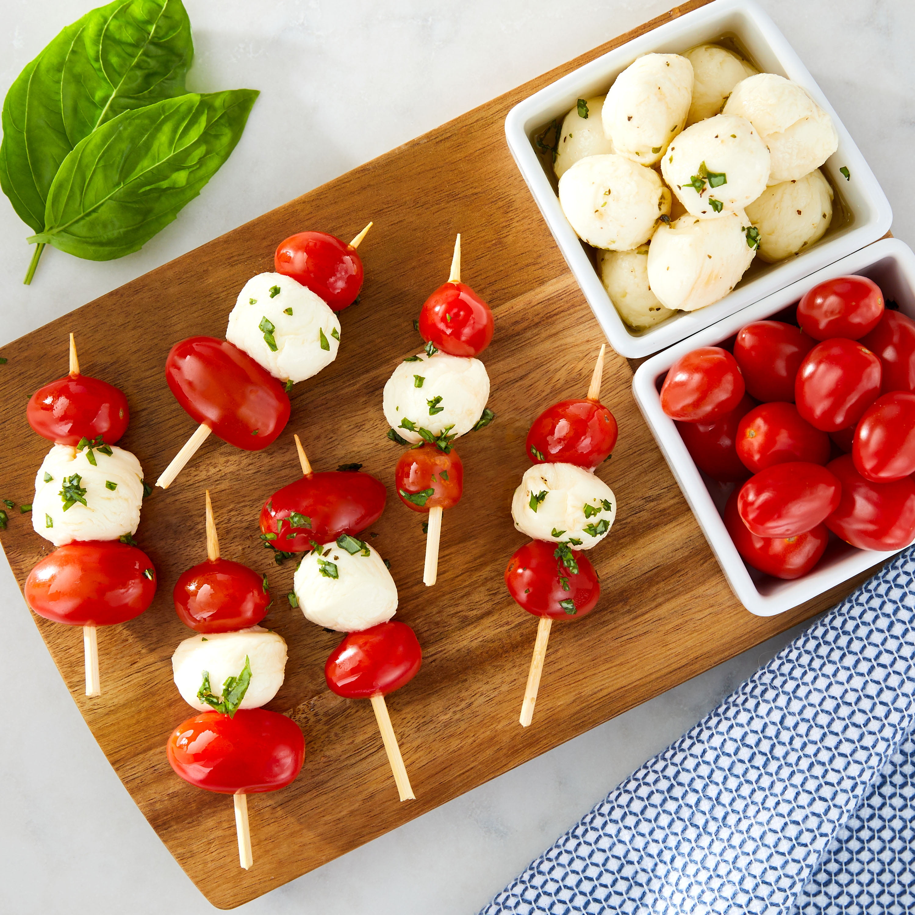 Great Value Fresh Marinated Mozzarella Cheese, 12 oz Tub