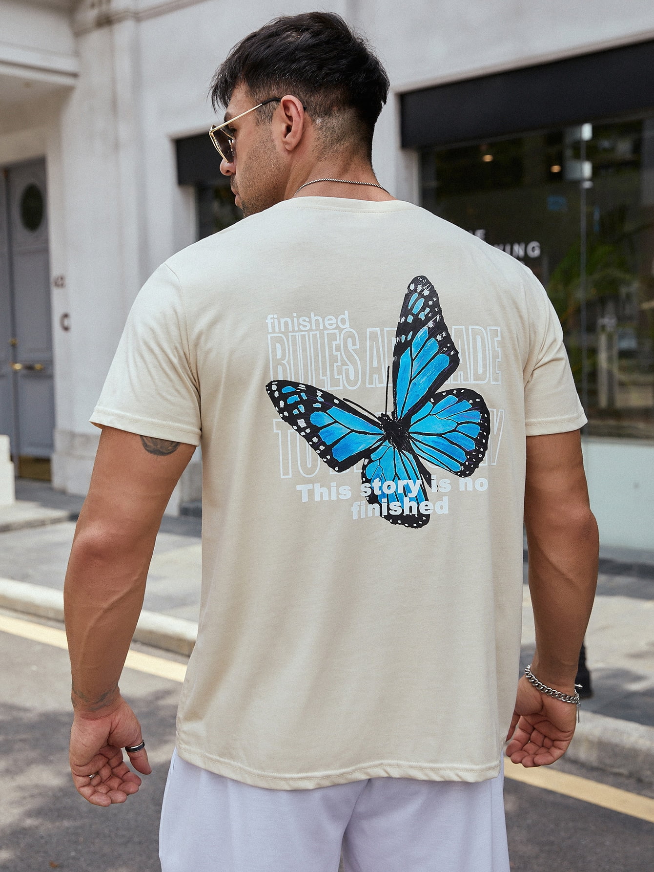 Men Butterfly Slogan Graphic Tee 2XL 