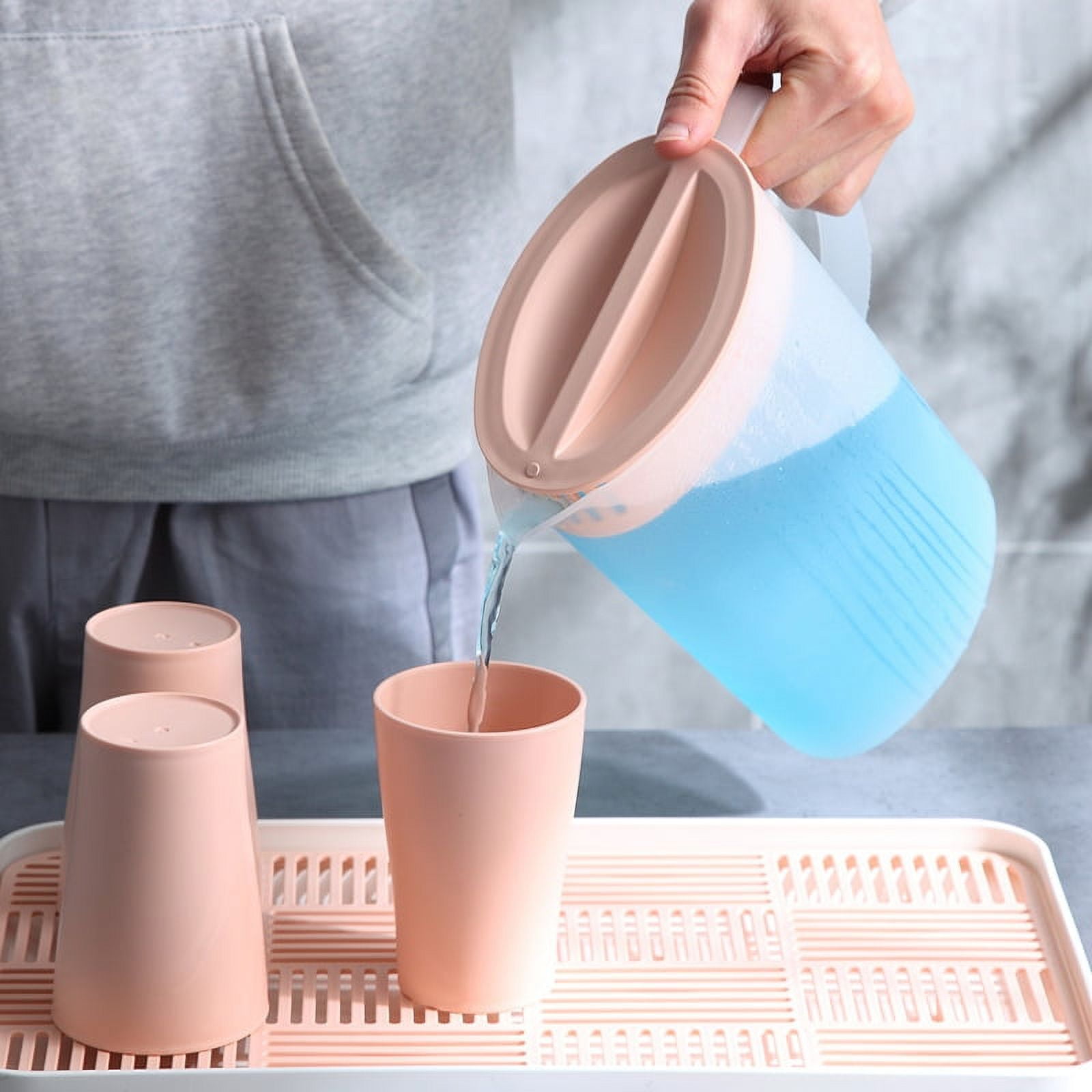 "Clear Plastic Pitcher with lid, Dishwasher Safe, Break Resistant, for Hot/Cold Lemonade Juice Beverage Indoor and Outdoor Entertaining - Nordic Pink - Medium"