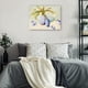 thumbnail image 2 of Tulipanes Blancos con Bulbos, 2 of 4