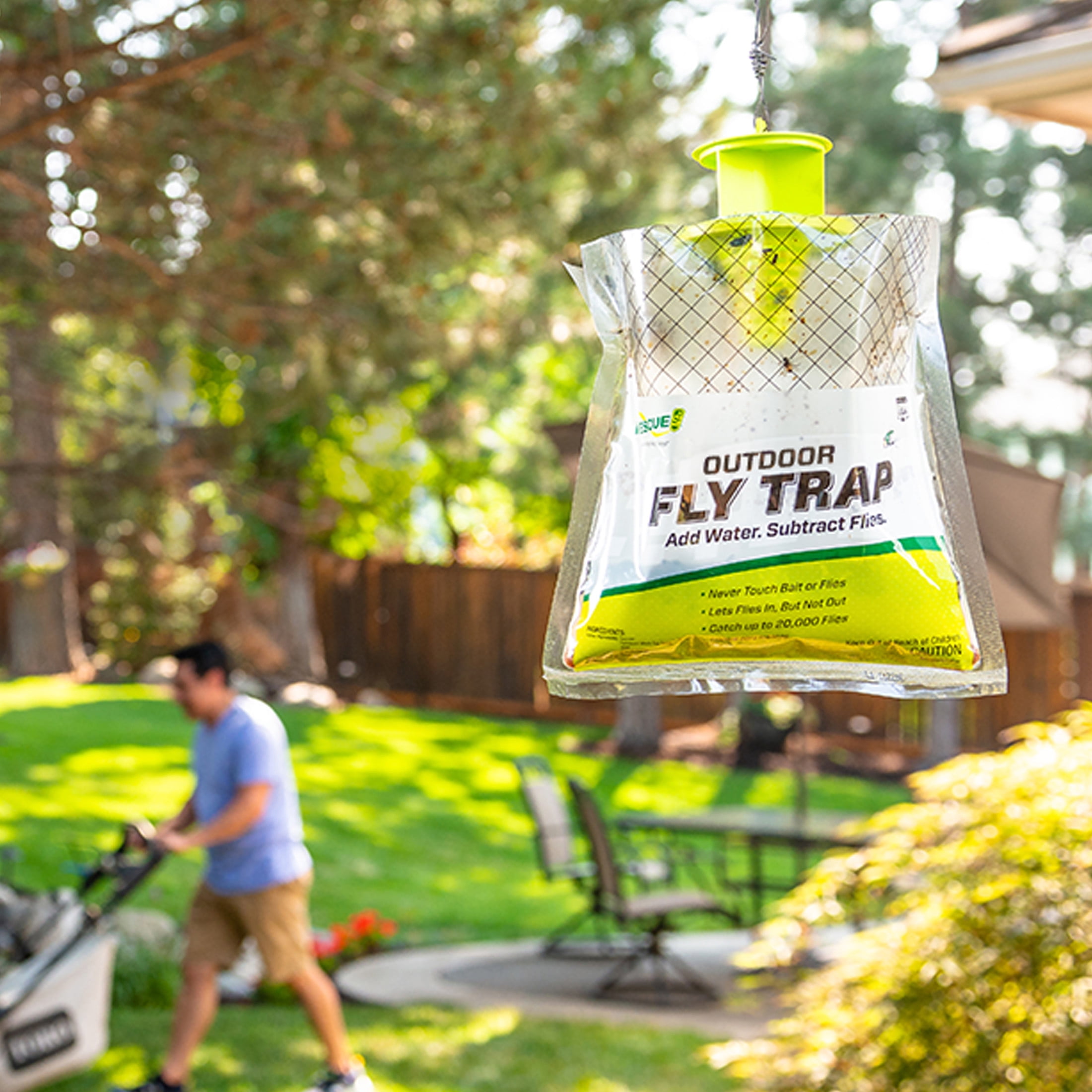 RESCUE! Outdoor Disposable Hanging Fly Trap, 1 Resin Trap