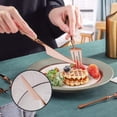 thumbnail image 5 of Juego de cubiertos moderno de oro rosa de 5 piezas, servicio de juego de cubiertos único, cuchillo de cena, tenedor, cuchara con cuchara de té, 5 of 5