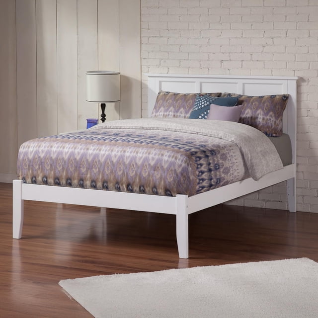 Leo & Lacey Madison Queen Solid Wood Platform Bed in White