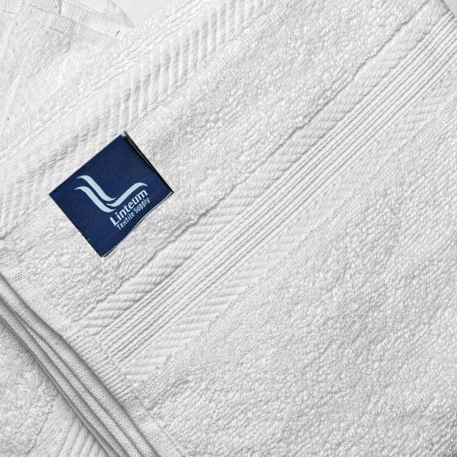 Linteum Textile 4 Pack Premium Bath Towels 27x54 Inches 100% Ring Spun Cotton (White)