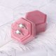 thumbnail image 1 of Caja de terciopelo para anillos y pendientes de boda, caja hexagonal rosa para anillos y pendientes, 1 of 3