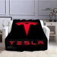 thumbnail image 1 of Manta con estampado de logotipo de Tesla, manta cálida con brida, suave y cómoda, forros de cama, regalo de cumpleaños, 1 of 4