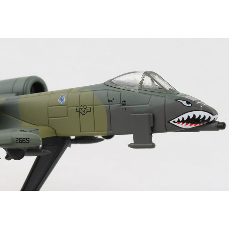 Daron A-10A Thunderbolt Warthog USAF Flying Tiger Toy Jet
