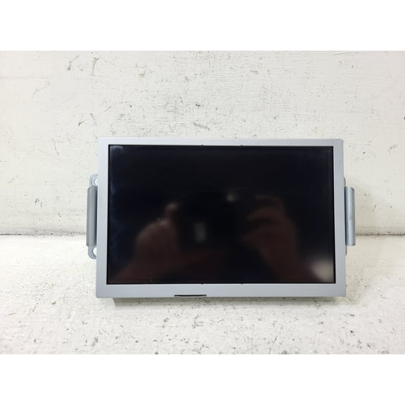 Pre-Owned 2016 Ford Explorer Display Screen OEM LKQ - Verify Specific Vehicle Fitment In Description - (Good)